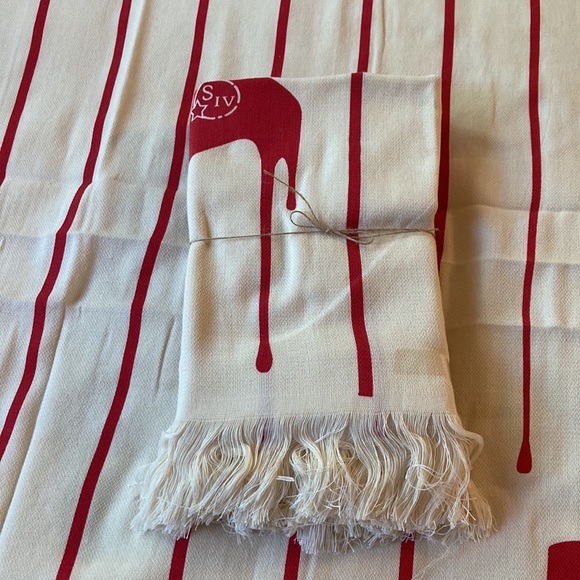 Makers Mark throw blankets - Picture 4 of 4